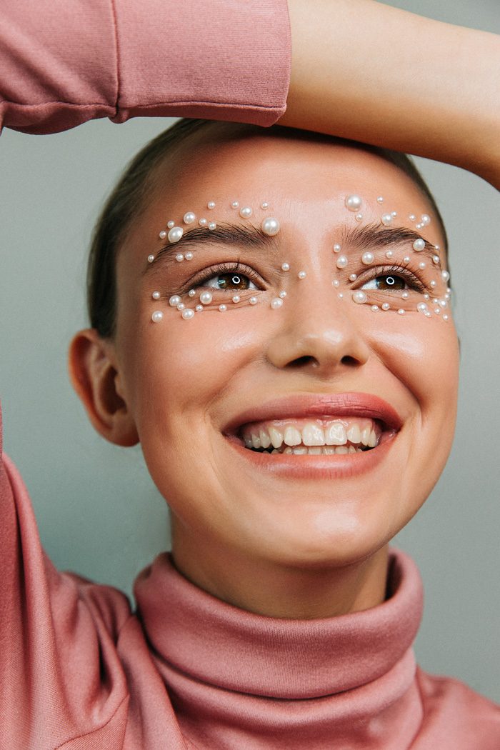 Emma — perličkový makeup